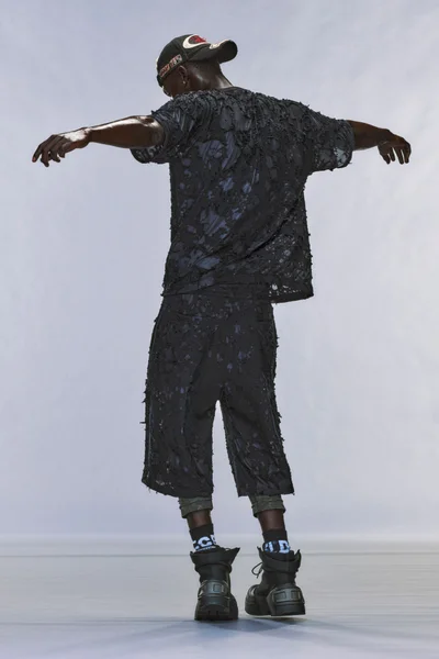 Look 12